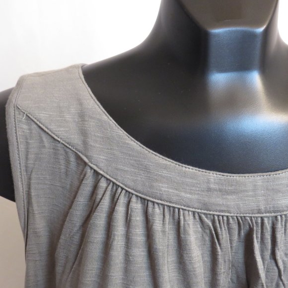 Ricki's: Saje Green Sleeveless Top - Picture 2 of 5